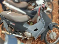 Honda Biz C100 ES 2000 em Araras - São Paulo