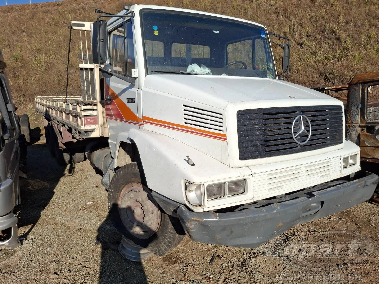 Mercedes-Benz L-1418 E L-1418 E 1993 Diesel 4x2 em Pirapora Do Bom Jesus - São Paulo
