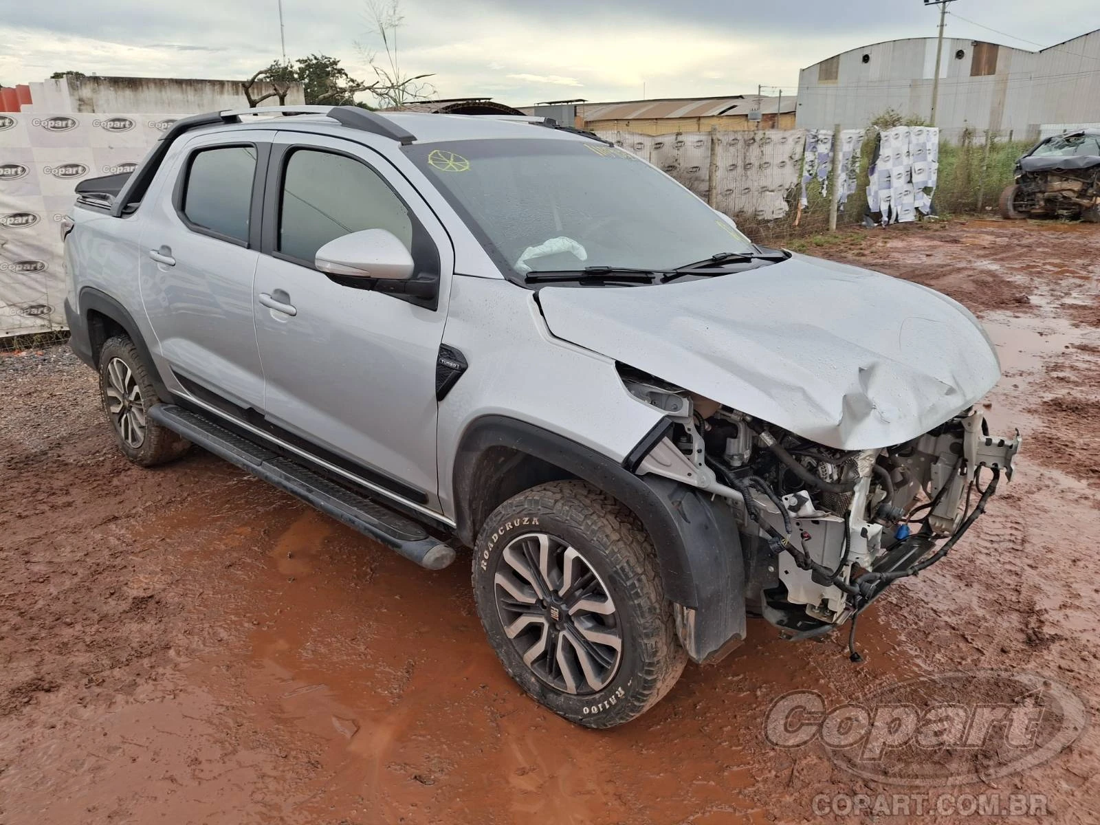 Fiat Strada Ranch Turbo 200 1.0 em Cuiabá - Mato Grosso