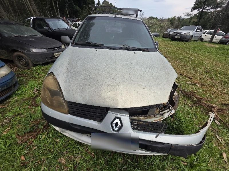 Renault Clio Aut 1.0 H 2004 em São Miguel Do Oeste - Santa Catarina
