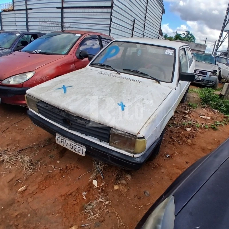 Volkswagen Gol CL Sucata Aproveitável em Jacareí - São Paulo