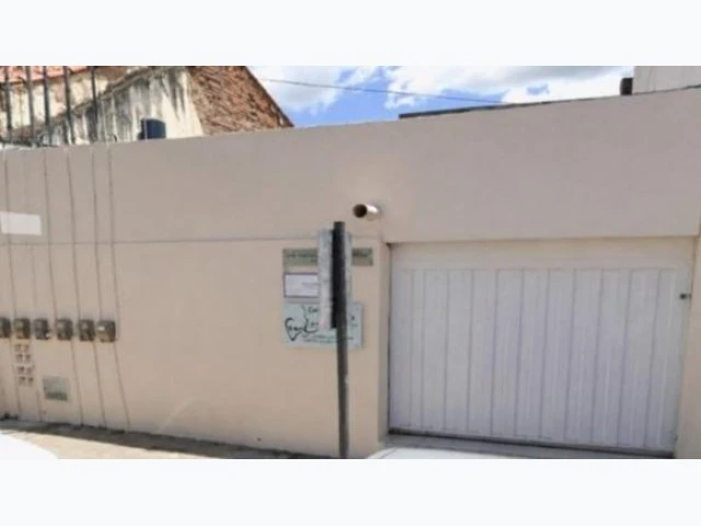 Prédio Comercial com 5 salas e 2 banheiros no Crato/CE em Crato - Ceará
