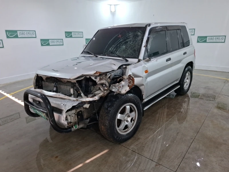 Mitsubishi Pajero IO SE em Rio De Janeiro - Rio de Janeiro