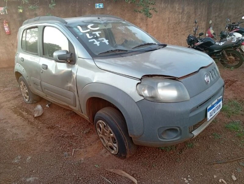Fiat Uno Way 2011/2012 1.0 em Dourados - Mato Grosso do Sul