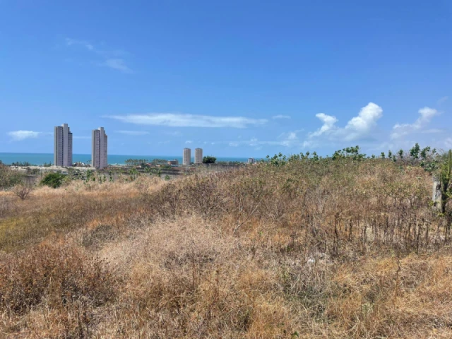Terreno no Praia do Futuro em Fortaleza/CE em Fortaleza - Ceará