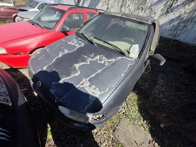 Fiat Palio Young 2002 Sucata em Rio Negrinho - Santa Catarina