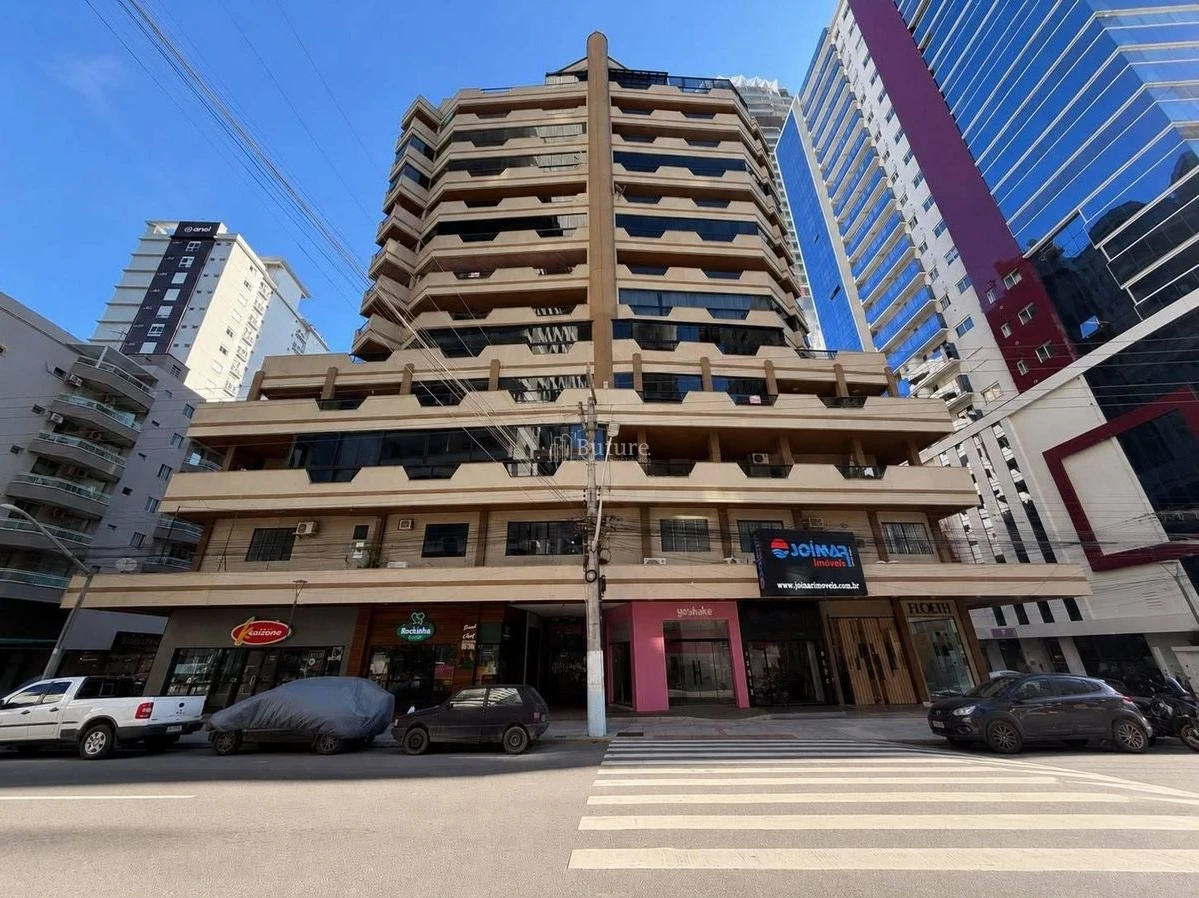 Apartamento com 3 Quartos em Itapema/SC em Apartamento 3 Quartos 149m² No Edifício Residencial Arlindo Guilherme Correa Meia Praia Em Itapema - Santa Catarina