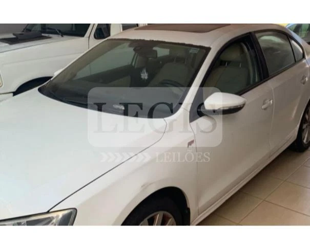 Volkswagen Jetta 2011/2012 2.0 Flex Automático em Paraguaçu Paulista - São Paulo