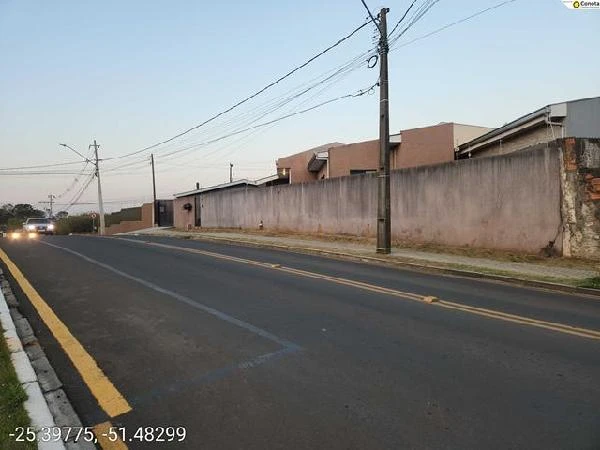 Apartamento com 2 Quartos e 1 Vaga em Guarapuava/PR em Guarapuava - Paraná