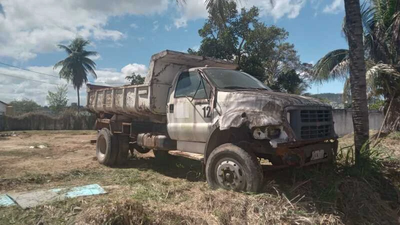 Caminhão 12000 160 2003 Branca Diesel em Ipiaú - Bahia