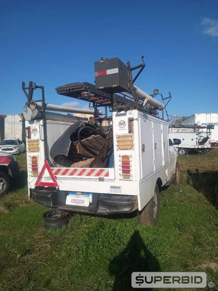 Toyota Hilux 2018 4x4 Diesel Desmontada em Alvorada - Rio Grande do Sul
