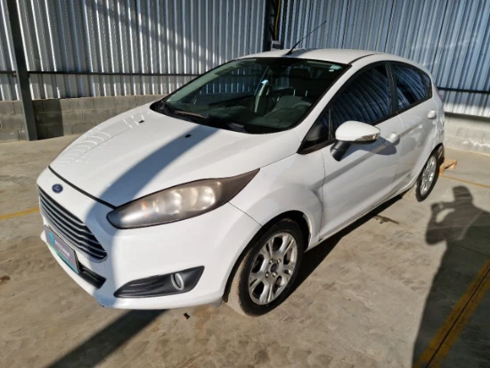 Ford Fiesta 16SEL 2016 1.6 Manual em Suzano - São Paulo