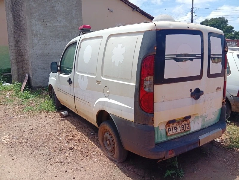 Fiat Doblò Ambulância 2015/2016 Flex em Capitão De Campos - Piauí