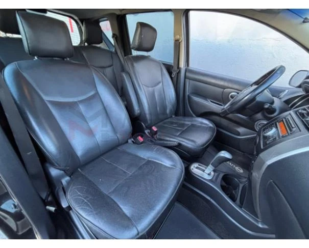Nissan Livina SL 2013 1.8 Automático em São Paulo
