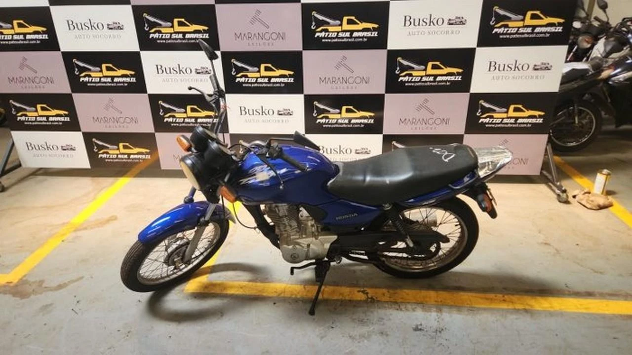 Honda CG 125 Titan CG 125 Titan ES 2001/2002 em Maringá - Paraná