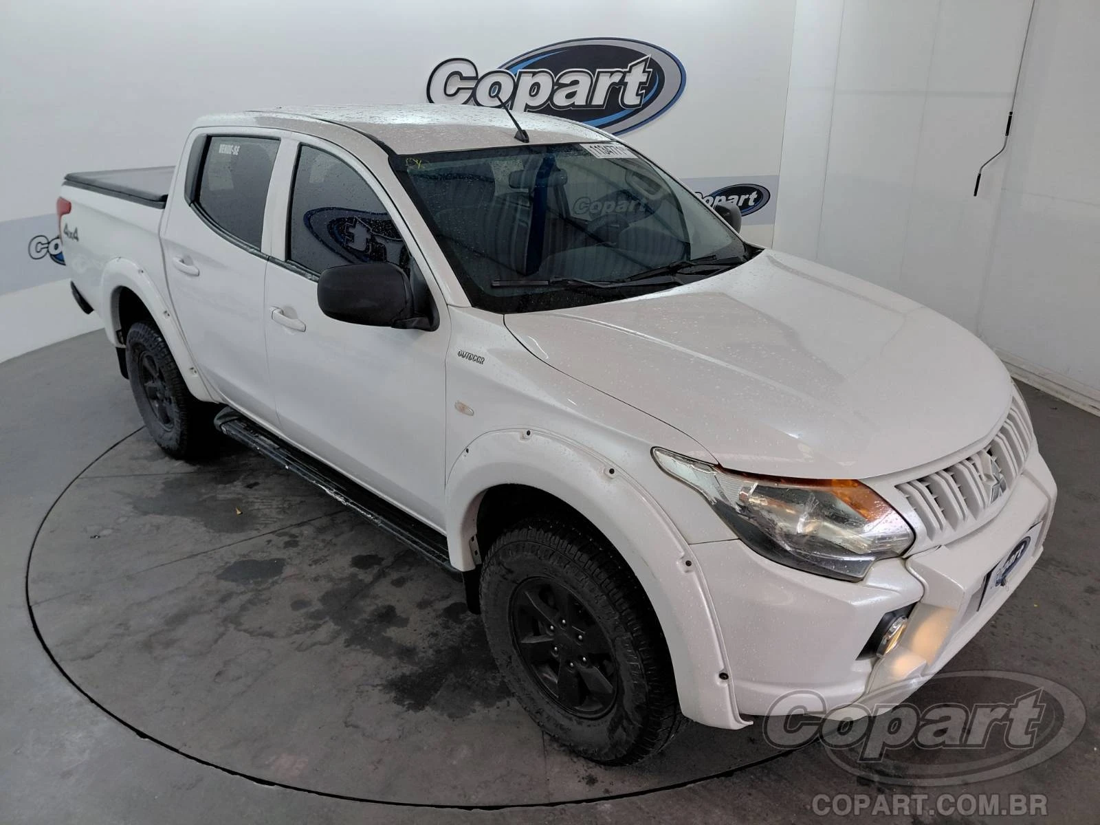 Mitsubishi L200 Triton GLX 2022 2.4 16V Turbo em Osasco - São Paulo