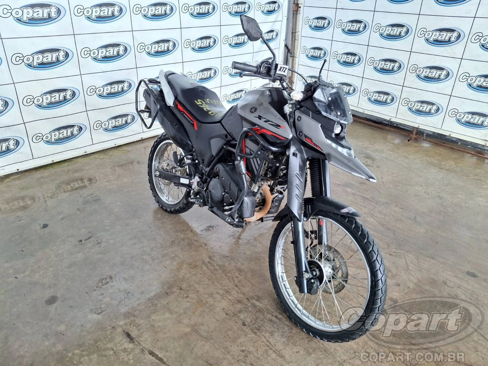 Yamaha XTZ 250 Lander ABS Connected 2025 em Candeias - Bahia
