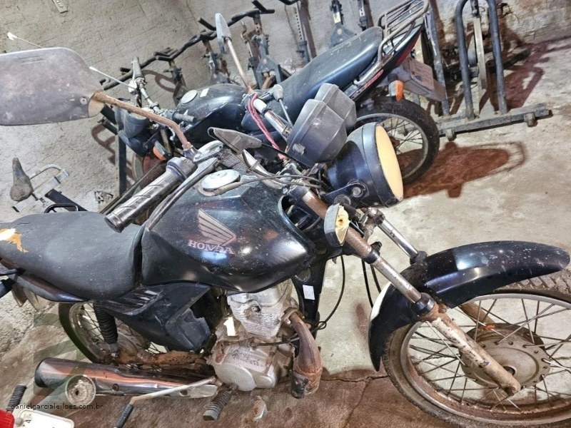 Honda CG125 Fan KS 2013 125cc em Aquiraz - Ceará