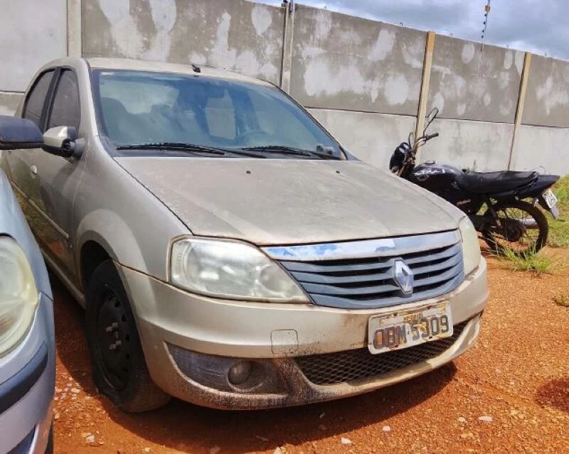 Renault Logan Exp 1016V 2012 Bege em Rondonópolis - Mato Grosso
