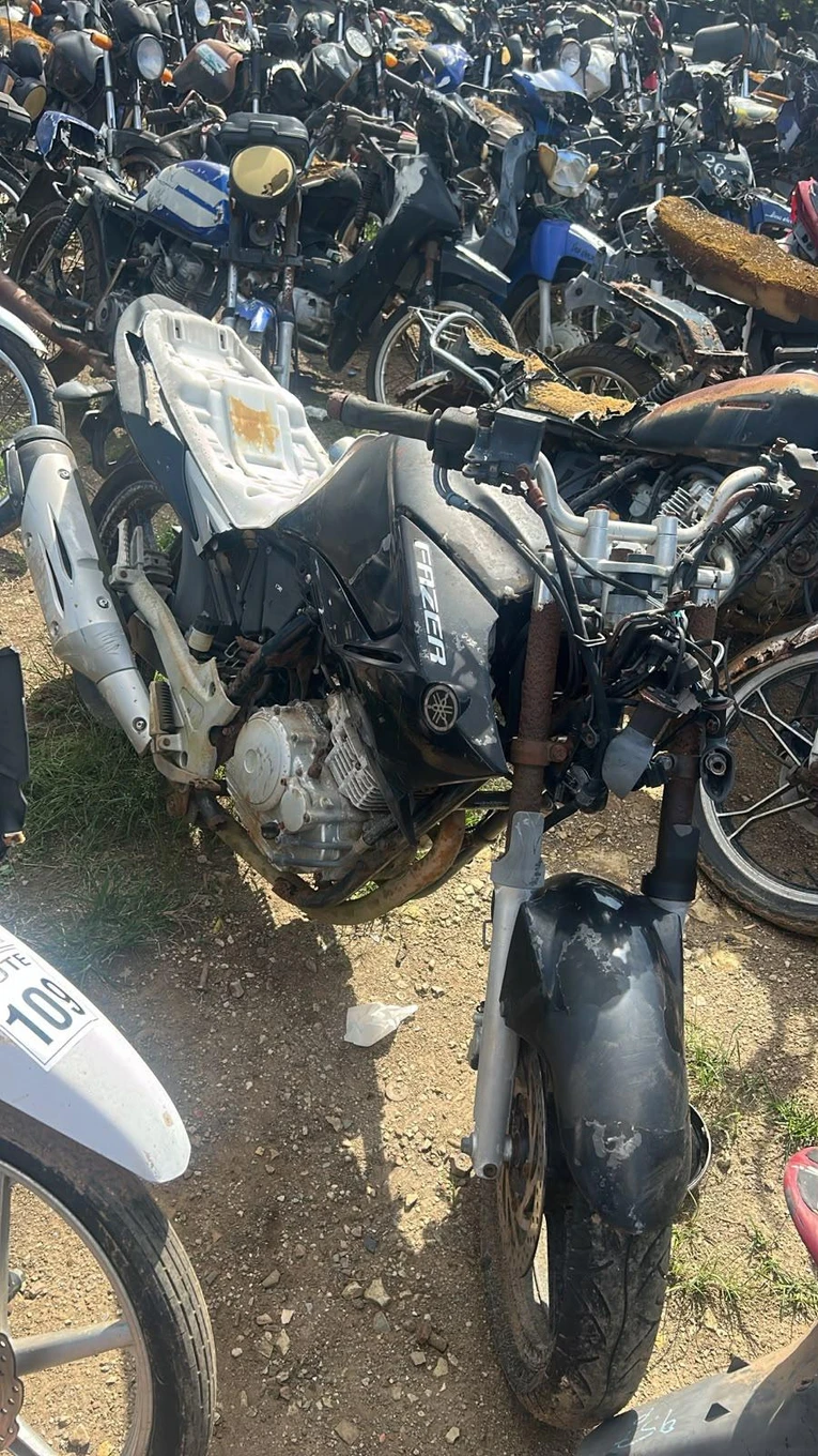 Yamaha Fazer Fazer Sucata em Piracicaba - São Paulo
