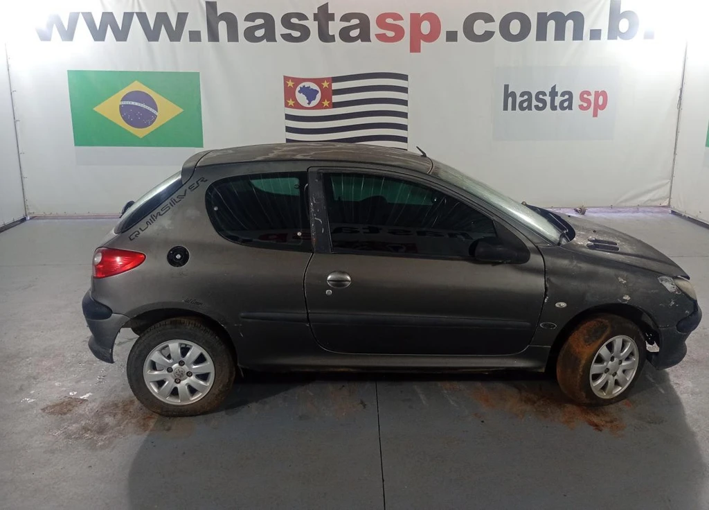 Peugeot 206 Soleil Soleil 2000 2001 Cinza em Casa Branca - São Paulo