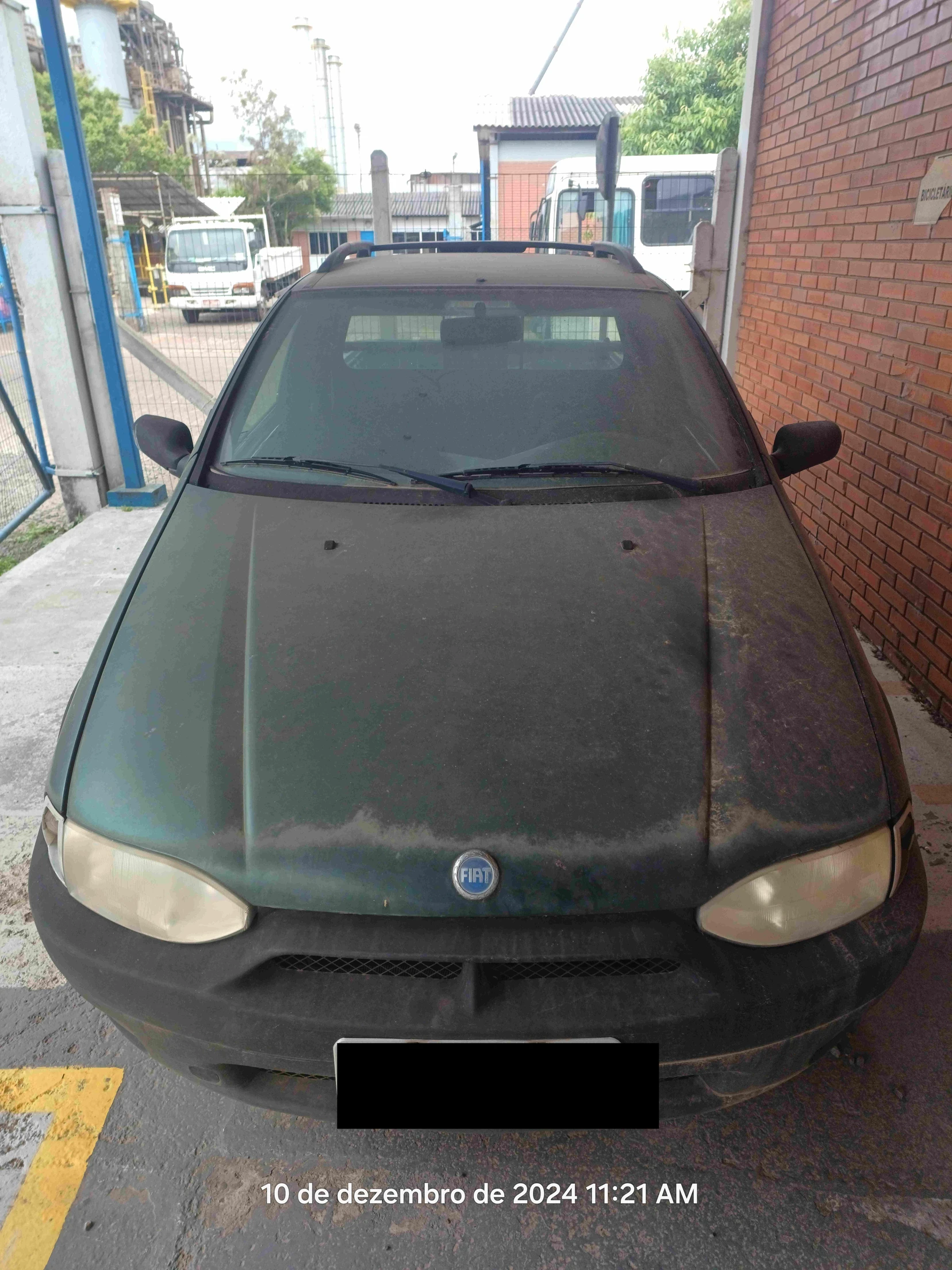 Fiat Strada Working 2001 Gasolina em Canoas - Rio Grande do Sul