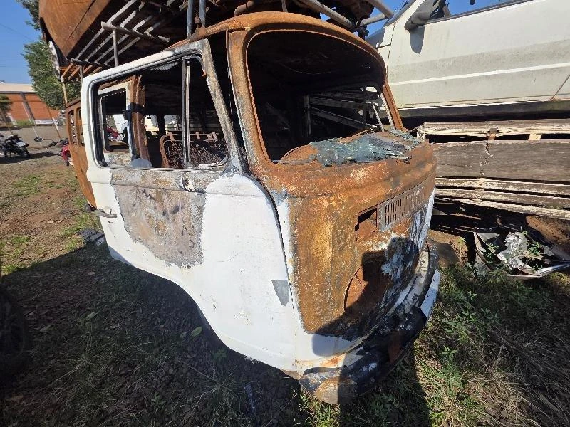 Volkswagen Kombi Kombi 1997 Van em Maravilha - Santa Catarina