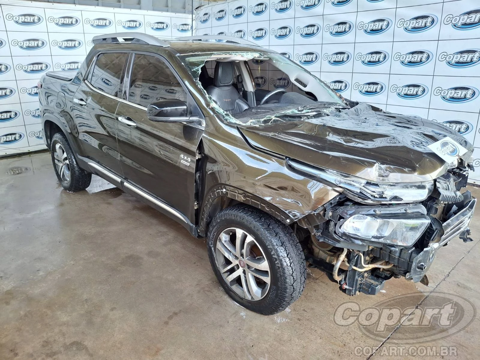 Fiat Toro Volcano AT9 2018 2.0 Turbo Automático 4x4 em Candeias - Bahia
