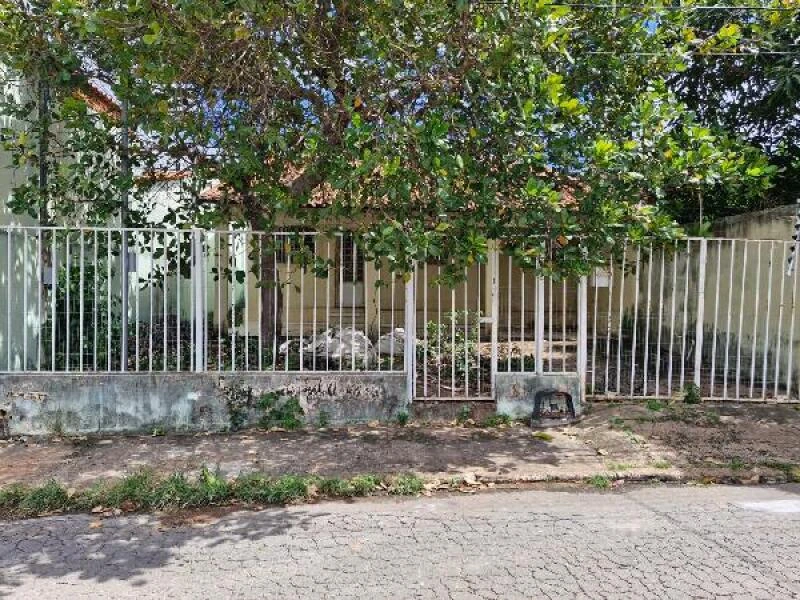 Casa com 3 Quartos em Cuiabá/MT em Cuiabá - Mato Grosso