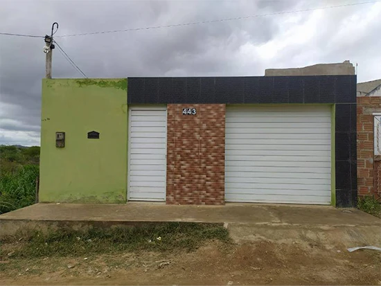 Casa com 1 Vaga em Belo Jardim/PE em Belo Jardim - Pernambuco
