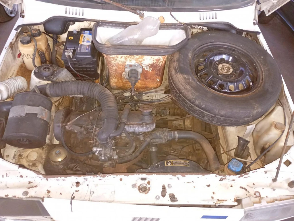 Fiat Uno S 2P 1985 em Casa Branca - São Paulo