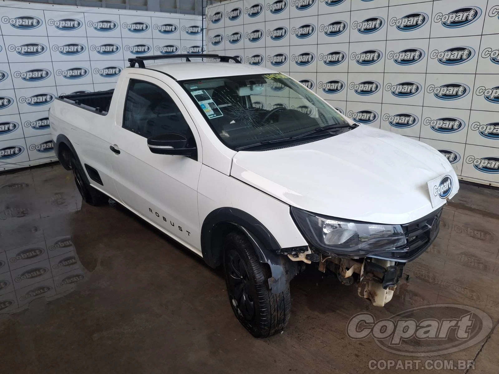 Volkswagen Saveiro Robust 1.6 MSI 2024 em Candeias - Bahia