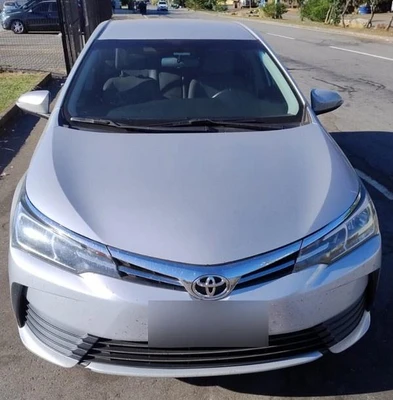 Toyota Corolla GLi Upper 1.8 2018/2019 Automático em Goiânia - Goiás