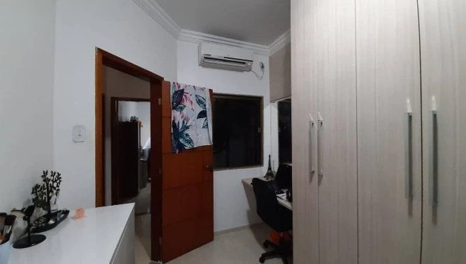 Casa com 1 Vaga em Campos dos Goytacazes/RJ em Campos Dos Goytacazes - Rio de Janeiro