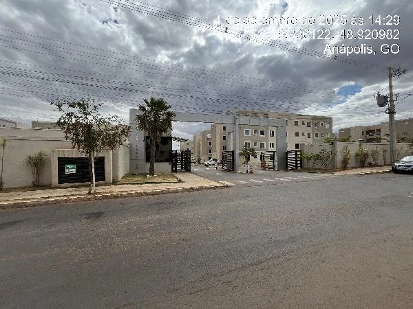 Apartamento em condomínio Arcos do Paraíso com entrada pela Avenida Patriarca