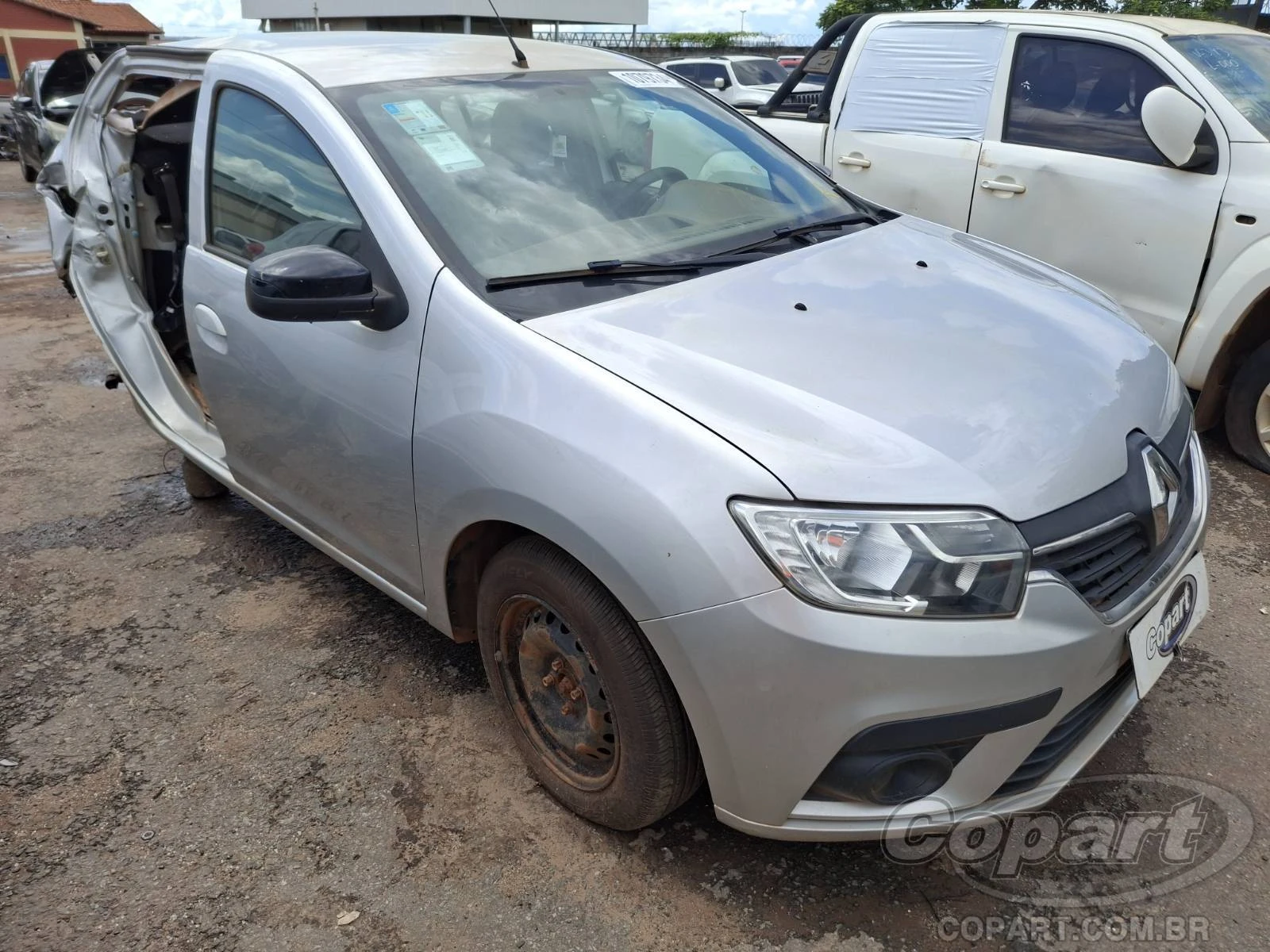 Renault Logan Zen 2023 1.0 SCe em Aparecida De Goiânia - Goiás
