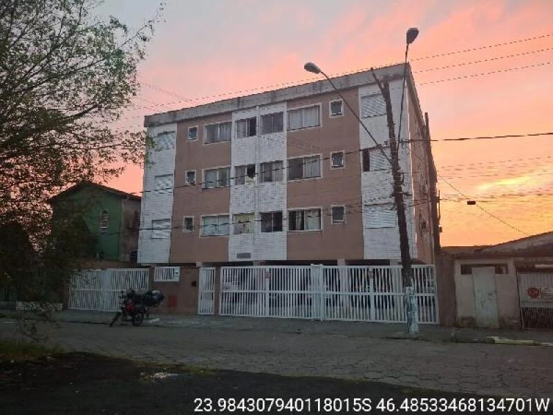 Apartamento com 2 Quartos em São Vicente/SP em São Vicente - São Paulo