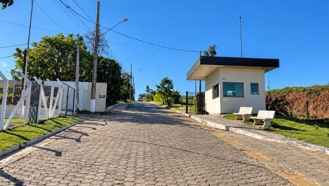 Casa Casa em Condomínio no Residencial Arco Íris em Duartina/SP em Duartina - São Paulo