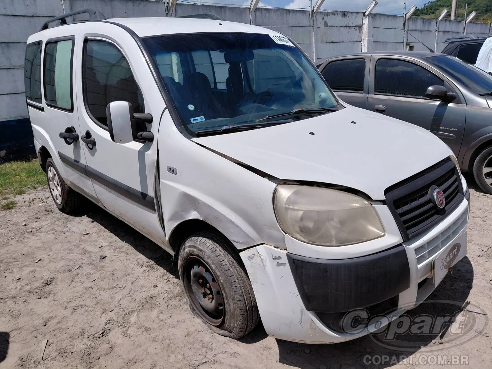 Fiat Doblo Attractive 2014 1.4 em Vitória De Santo Antão - Pernambuco