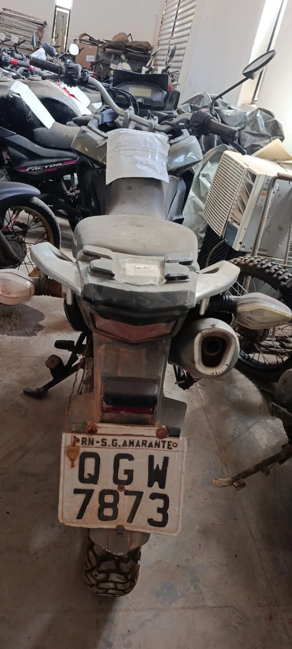 Motocicleta em Sucata em Cuité/PB em Cuité - Paraíba