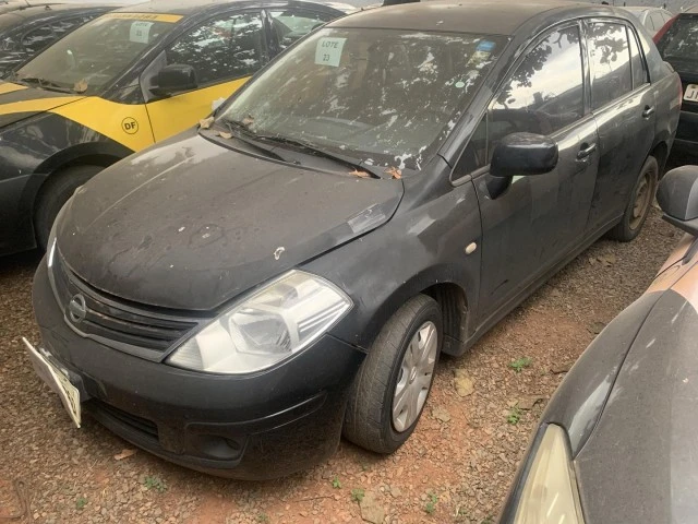 Nissan Tiida Sedan 2010 em null