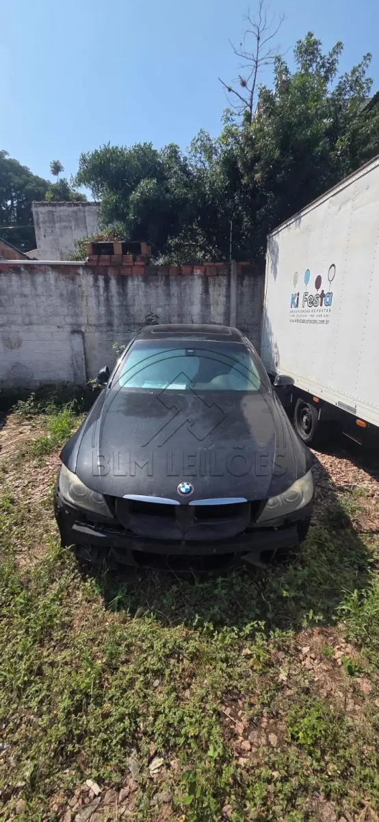 BMW 320i 2006 em Porto Alegre - Rio Grande do Sul