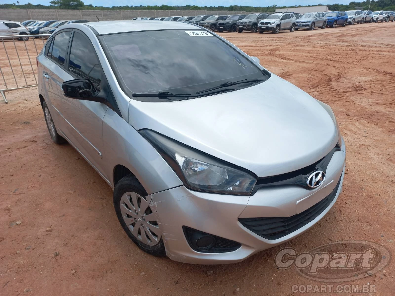 Hyundai HB20S Comfort Plus 1.0 12V CVVT 2015 em Eusébio - Ceará