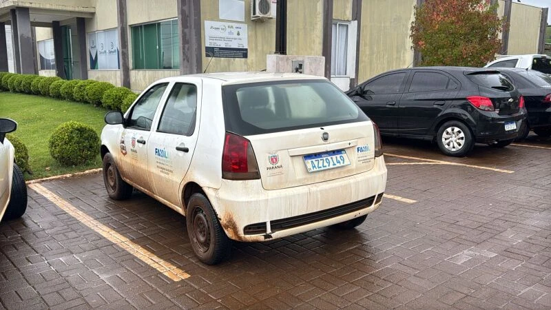 Fiat Palio Fire 2015/2016 1.0 Automático em Goioxim - Paraná