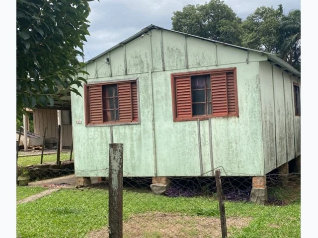 Casa em Rua Estrela 210, Santiago/RS em Santiago - Rio Grande do Sul