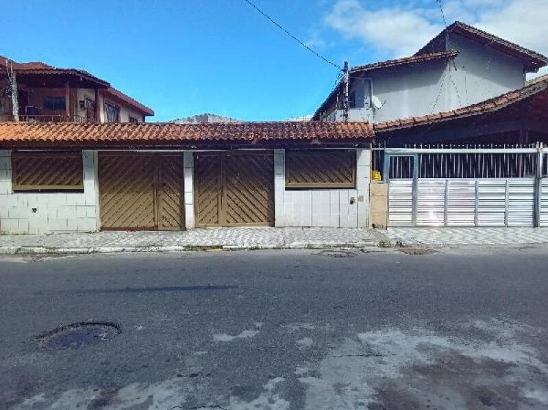 Casa com 2 Quartos em Praia Grande/SP em Praia Grande - São Paulo