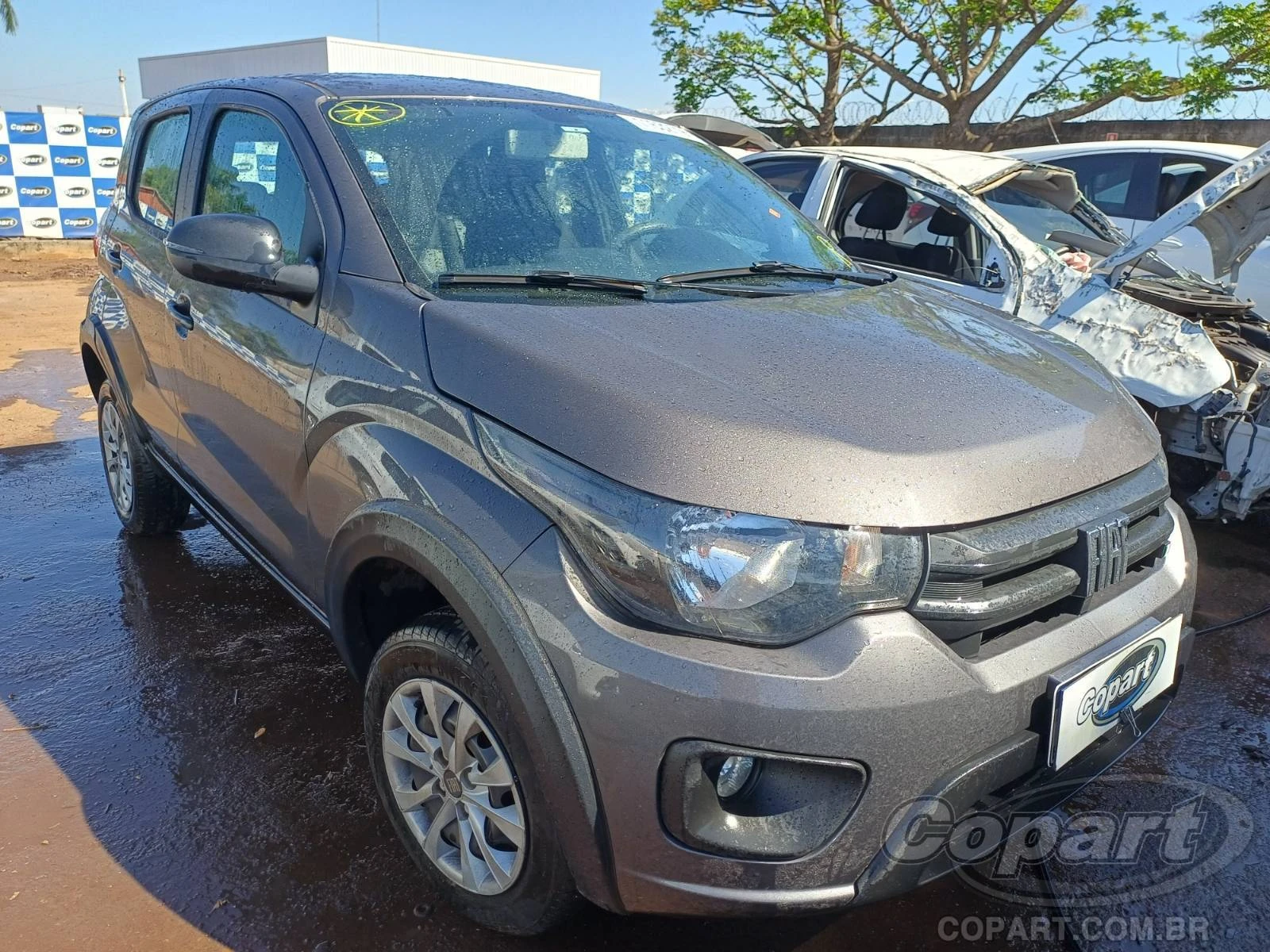 Fiat Mobi Like 1.0 FireflyL8 2025 em Aparecida De Goiânia - Goiás