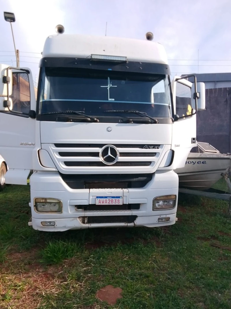 Mercedes-Benz Axor 2544 S 2010 em Campo Grande - Mato Grosso do Sul