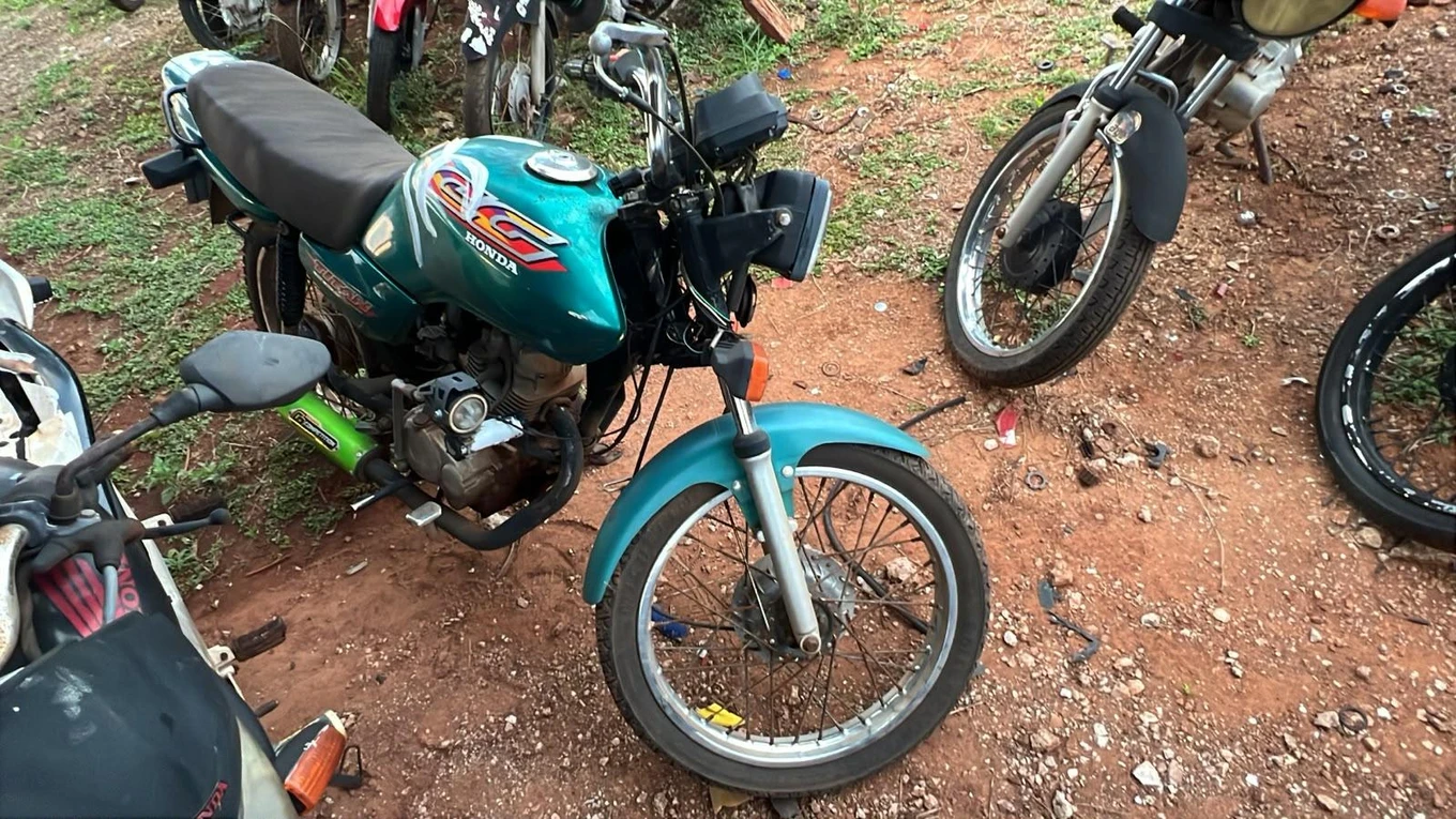 Honda CG 125 Titan 1997/1998 125cc Manual em Campo Grande - Mato Grosso do Sul