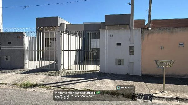 Casa com 2 Quartos em Pindamonhangaba/SP em Pindamonhangaba - São Paulo